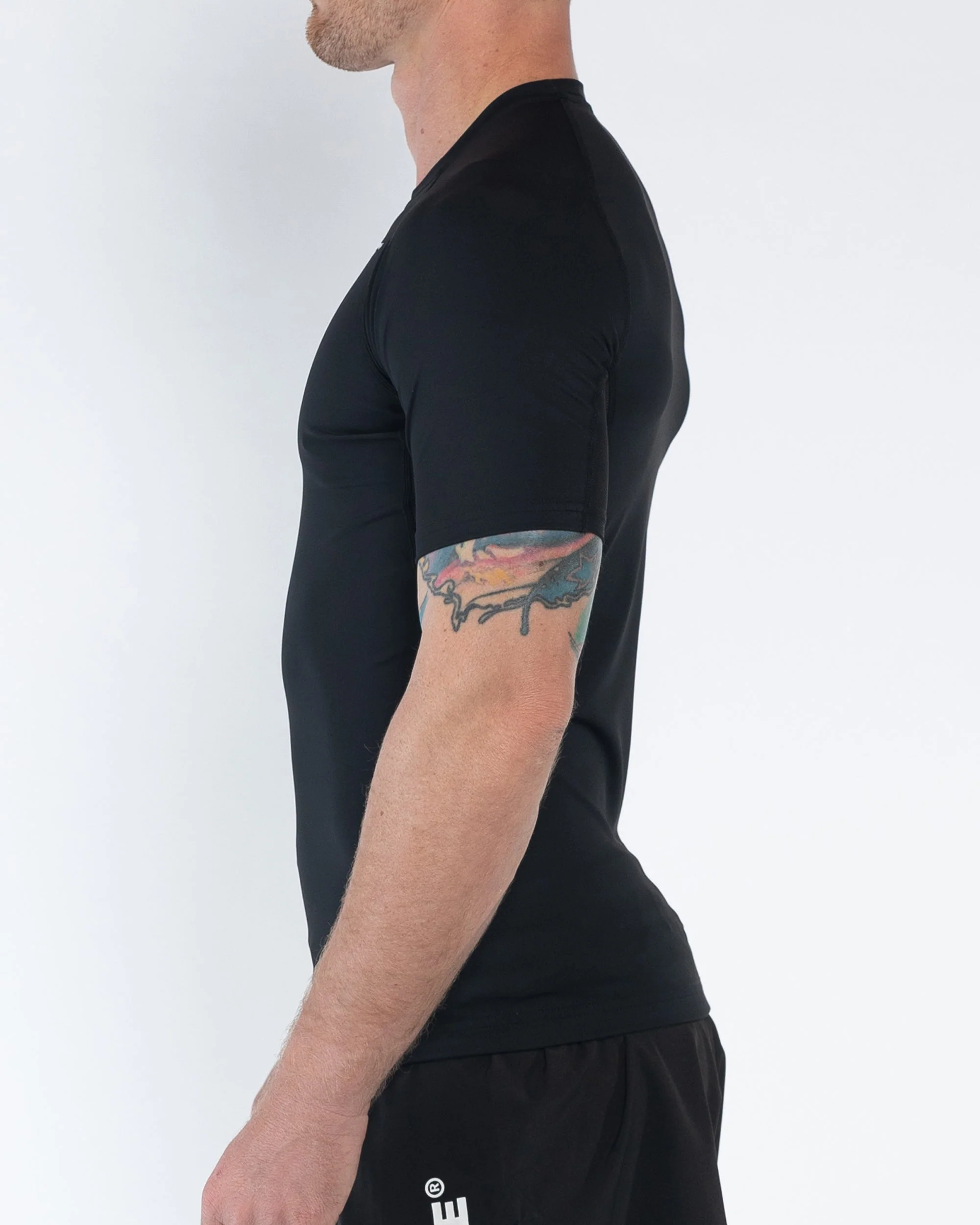 Essential Series Short Sleeve Rash Guard - Image 4